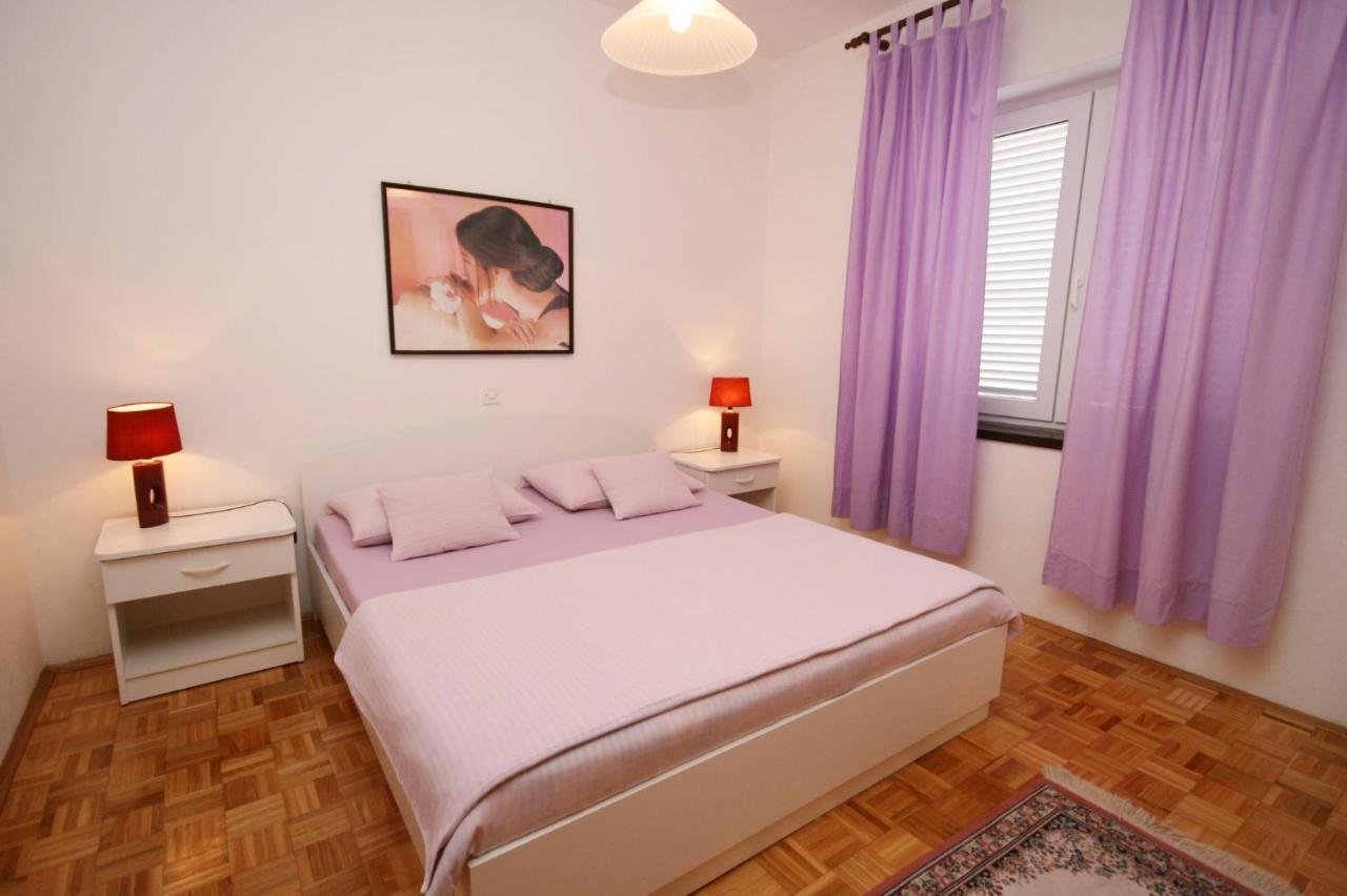 Apartments With A Parking Space Novi Vinodolski - 5529 外观 照片